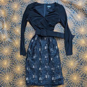 Adrianna Papell long sleeve v-neck black cocktail dresss - sz 6